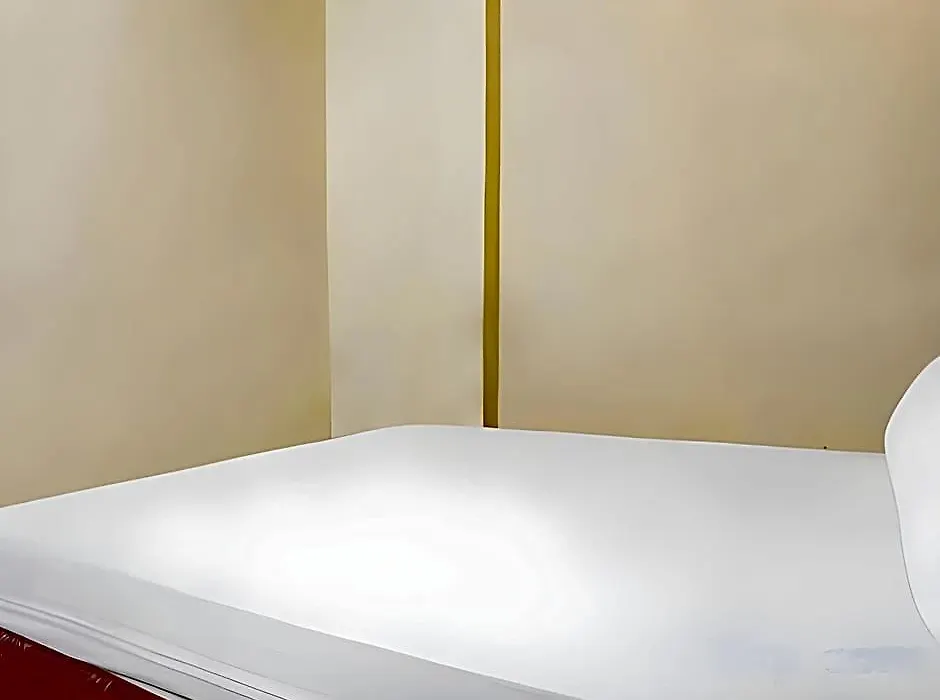 Hotel O Guest House Amalia Malang-1