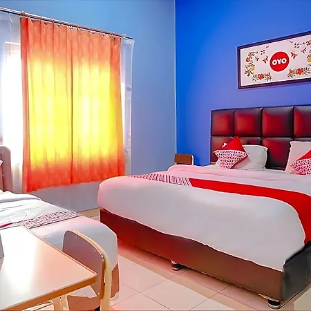 Hotel O Guest House Amalia Malang-3